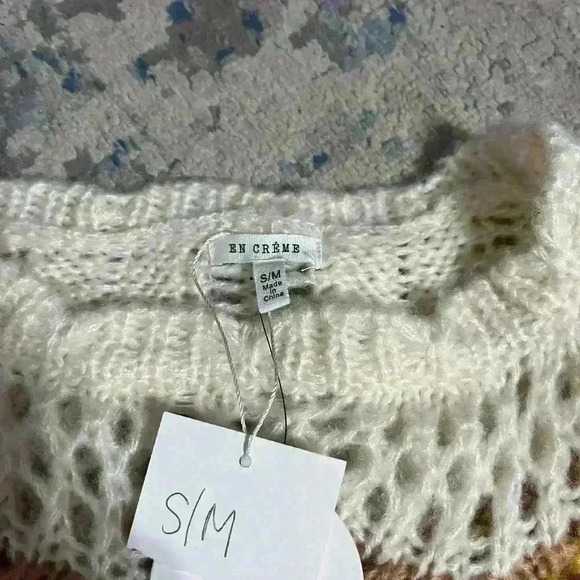NWT en crème knit sweater small/medium - Picture 3 of 4